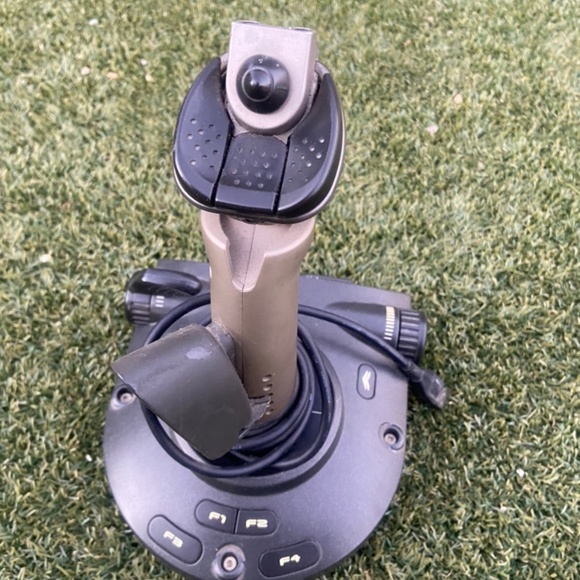 Saitek Cyborg 3D Gold USB Joystick Flight Controller - Picture 10 of 10